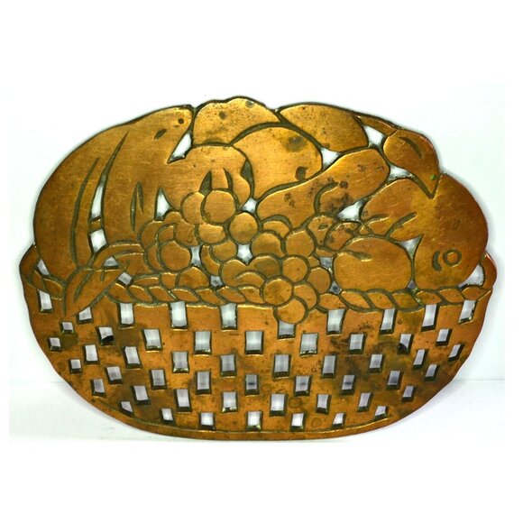 Vintage Copper Trivet Fruit Basket Stamped Taiwan 1990 ODI Kitchen Decor - Picture 1 of 5